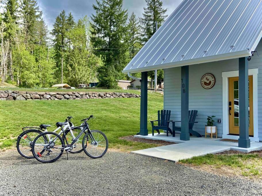 Romantic Cozy Cabin Walk To Lake Hot Tub Bikes Kayaks Grill Onalaska المظهر الخارجي الصورة